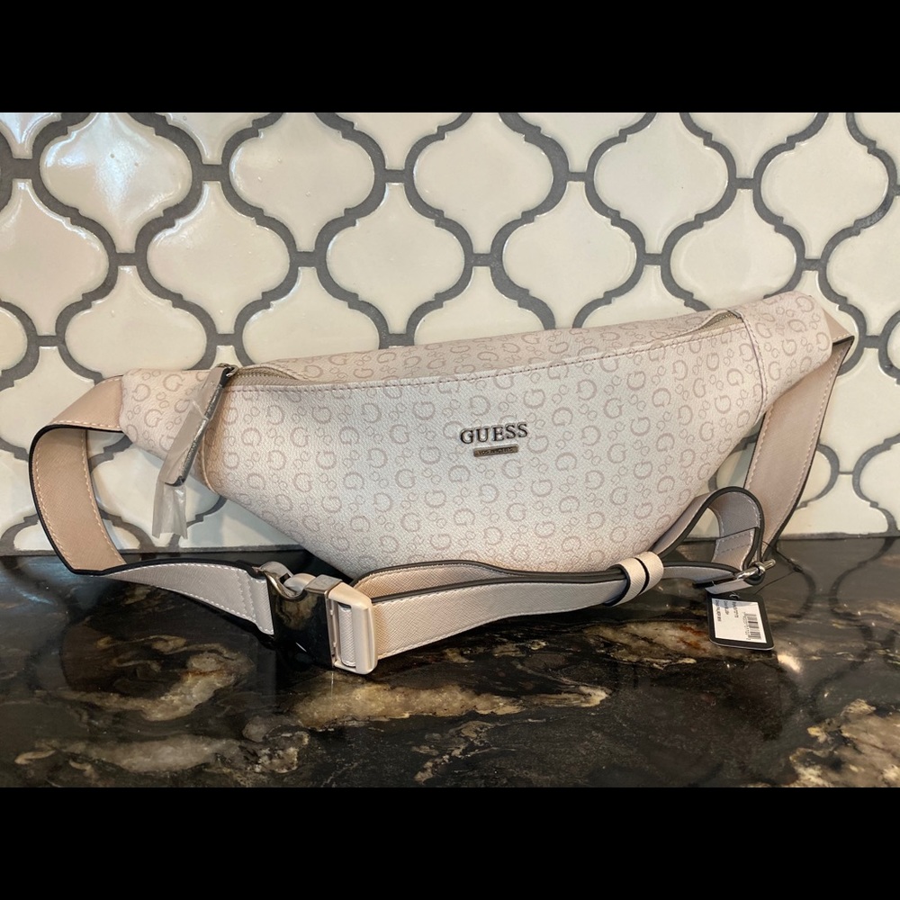 GUESS fanny pack